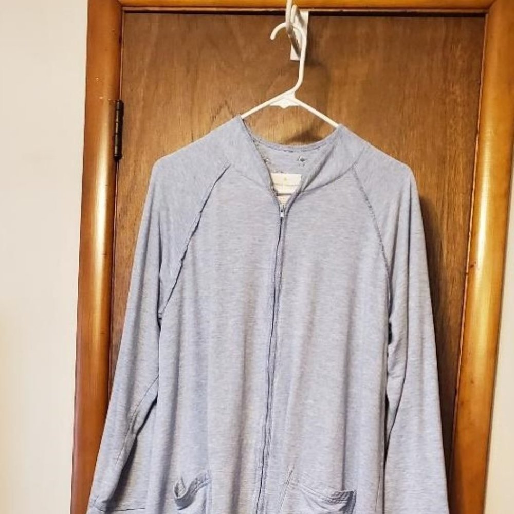 VINTAGE WOMEN'S CAROLE HOCHMAN ROBE - SIZE MEDIUM